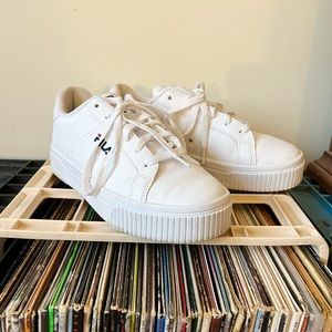 FILA PANACHE PLATFORM SNEAKERS 😈😈